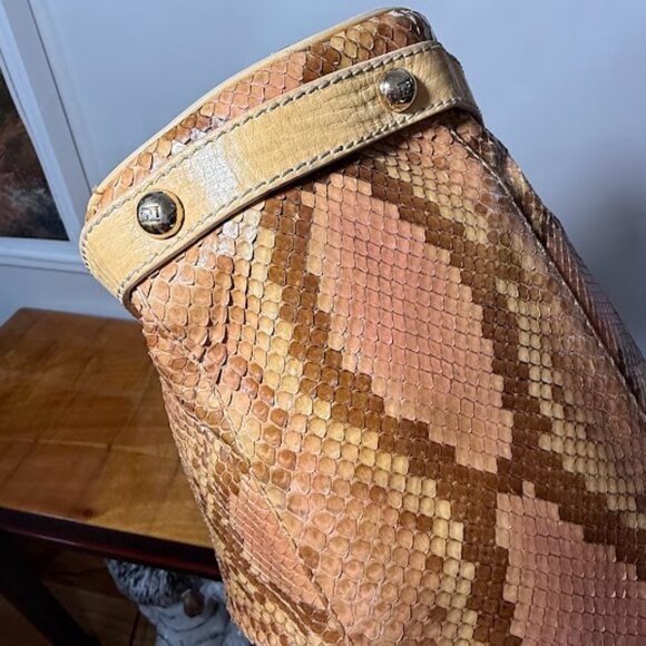 VINTAGE Fendi PITHON Skin Embossed Magic Bag - Picture 13 of 17